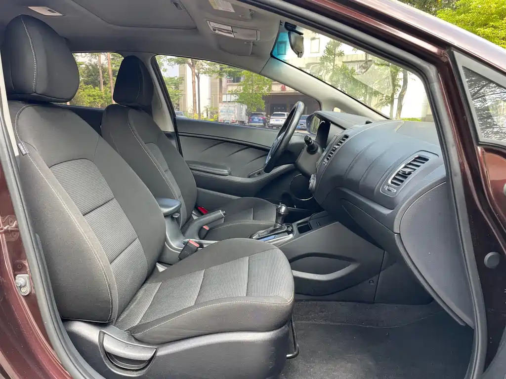 Kia K3 2016 1.6L automatic GLS купить на сайте DeffCars