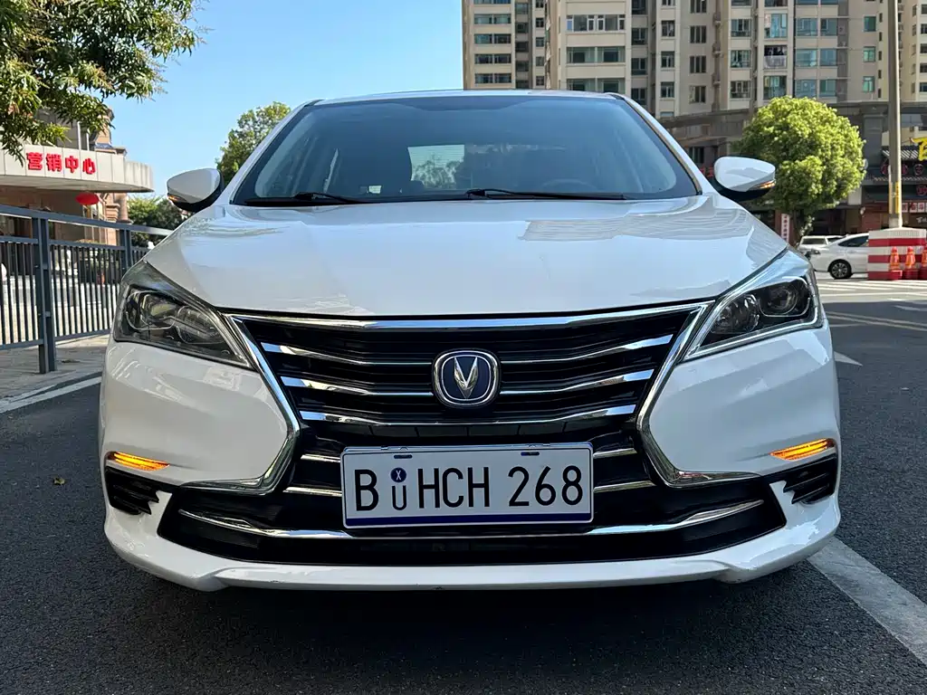 Eado DT 2019 1.6L automatic smart model, National VI купить на сайте DeffCars