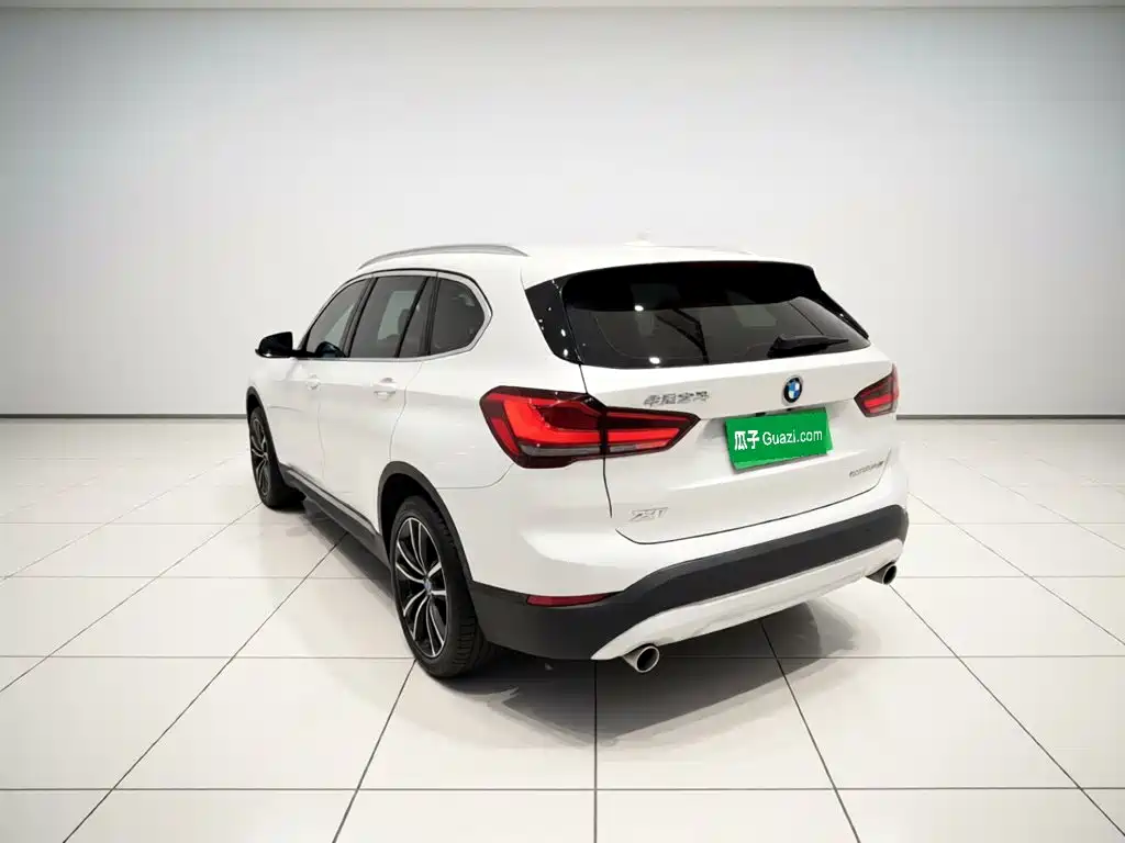 BMW X1 2021 facelift sDrive20Li fashionable model купить на сайте DeffCars