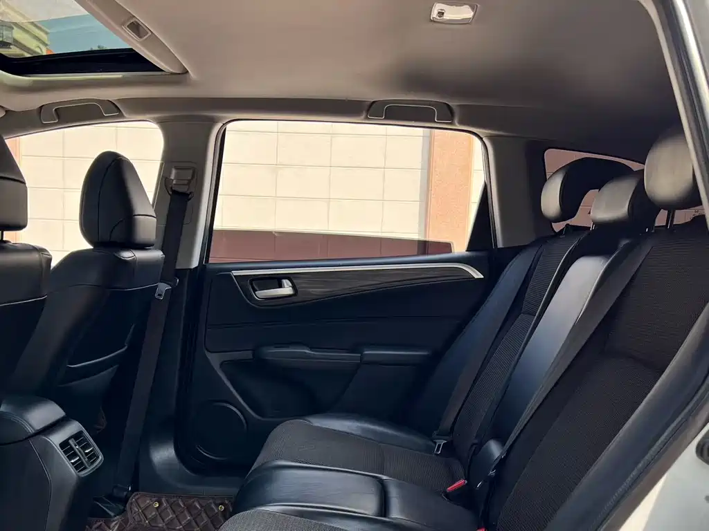 Jade 2017 1.8L automatic comfort version 5 seats купить на сайте DeffCars