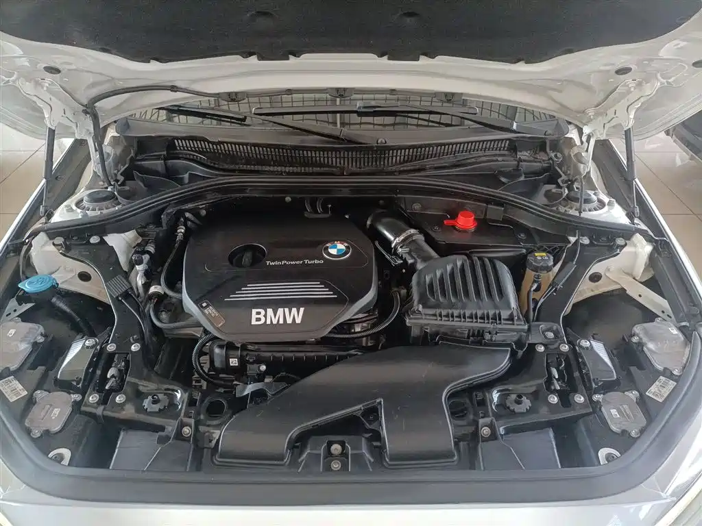 BMW 1 Series 2018 118i Sports купить на сайте DeffCars