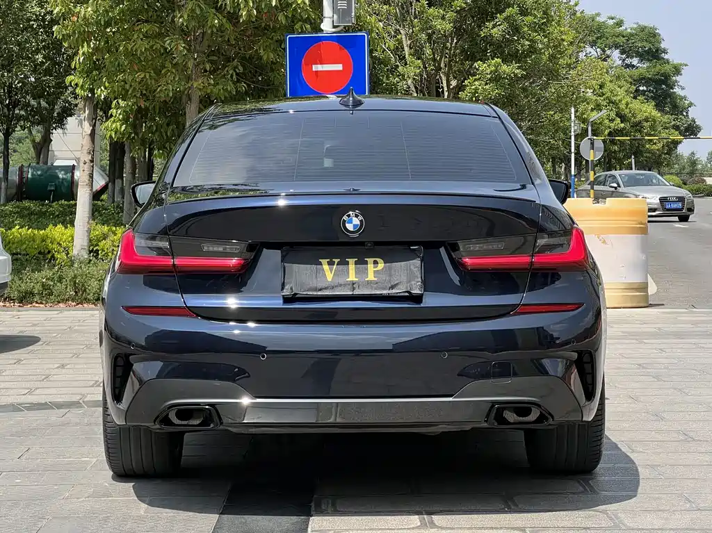 BMW 3 Series 2021 325i M Sports Night Package купить на сайте DeffCars
