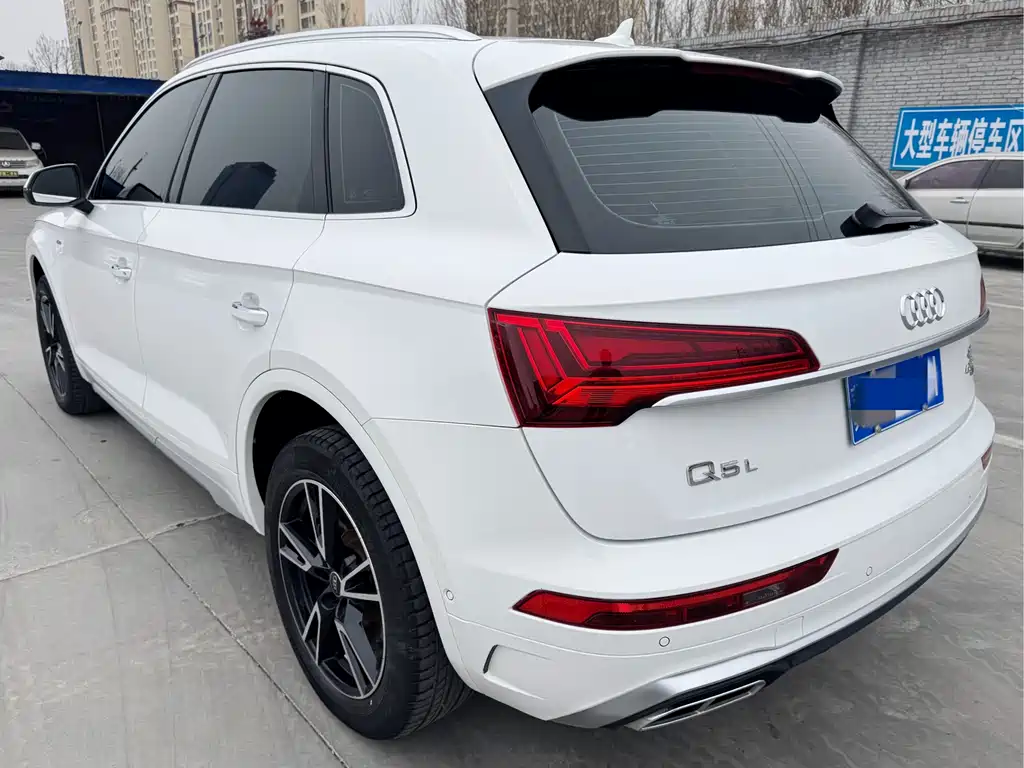Audi Q5L 2021 40 TFSI Fashionable and Dynamic купить на сайте DeffCars