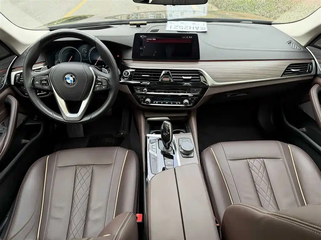 BMW 5 Series 2018 530Li Exclusive Luxury Package купить на сайте DeffCars