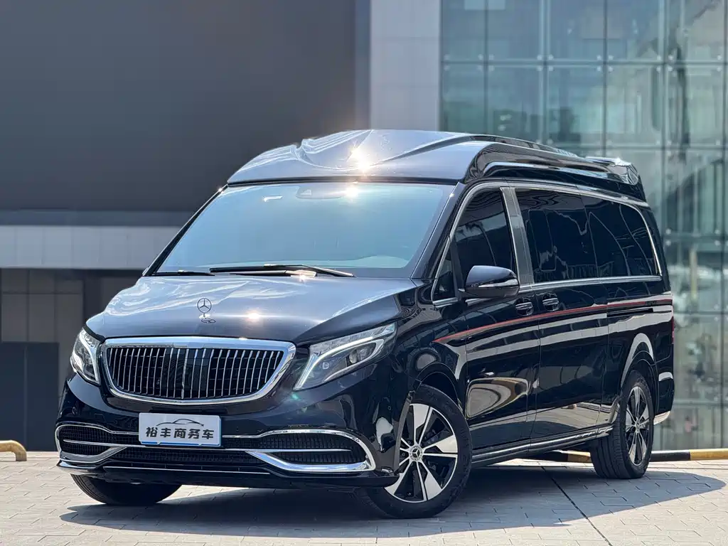 Mercedes-Benz V-Class 2022 V 260 L Long Wheelbase Luxury Edition купить на сайте DeffCars