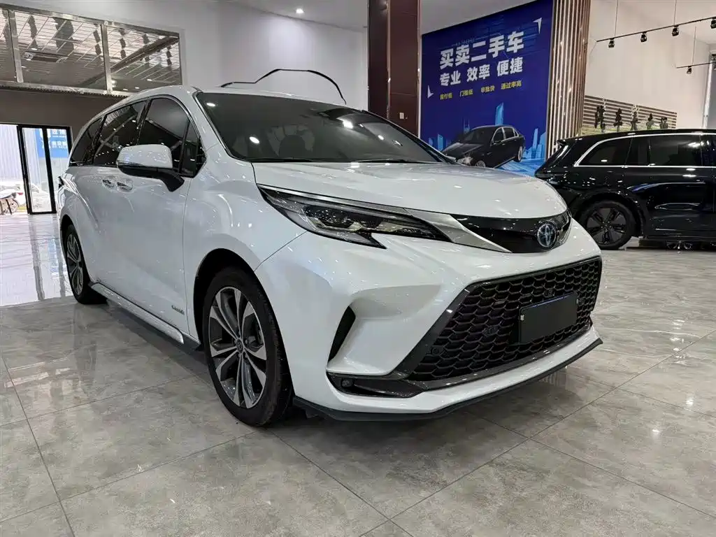 Grevia 2023 2.5L Hybrid Premium PLUS Edition купить на сайте DeffCars
