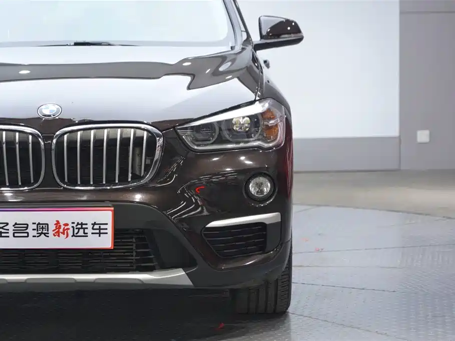 BMW X1 2019 xDrive20Li Exclusive Model купить на сайте DeffCars