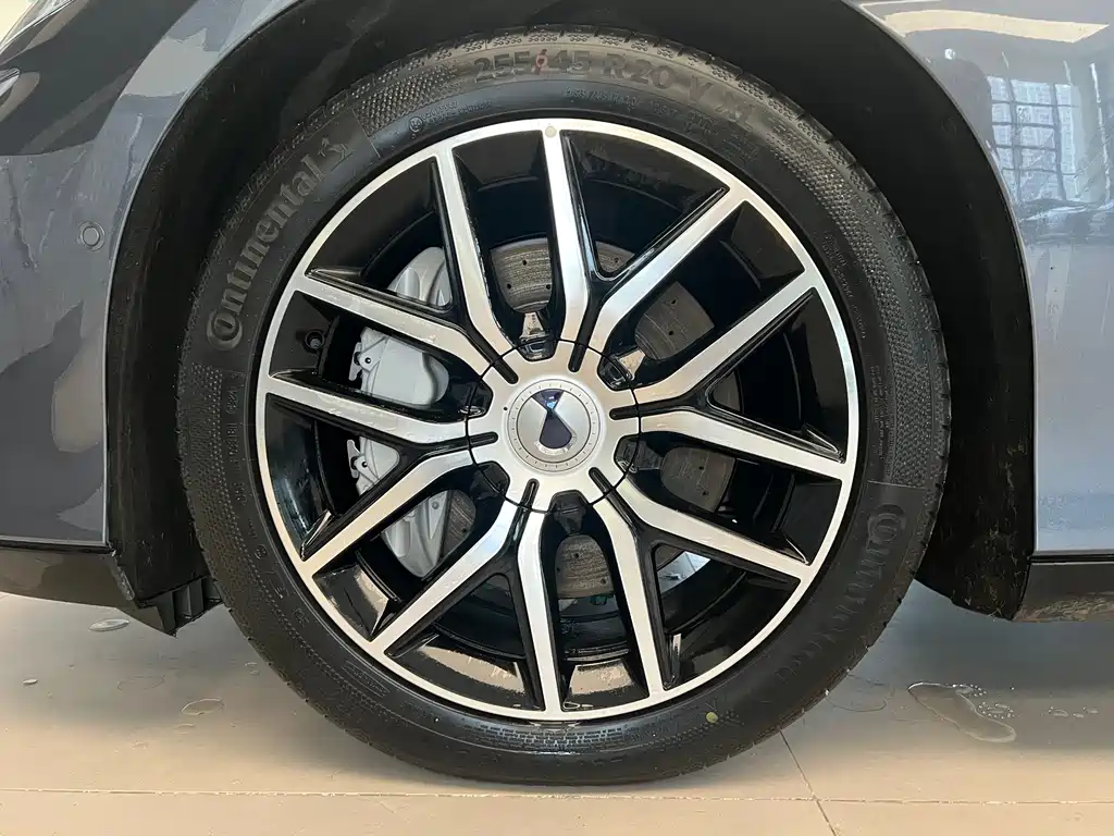 Denza Z9 2024 1100km four-wheel drive Max version купить на сайте DeffCars