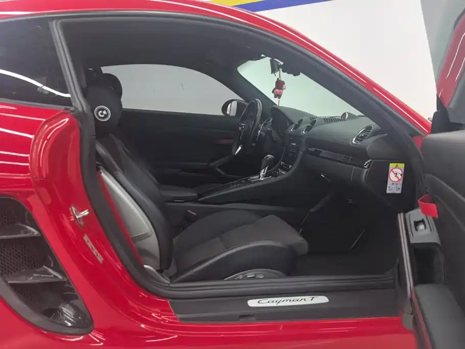Porsche 718 2019 Cayman T 2.0T купить на сайте DeffCars