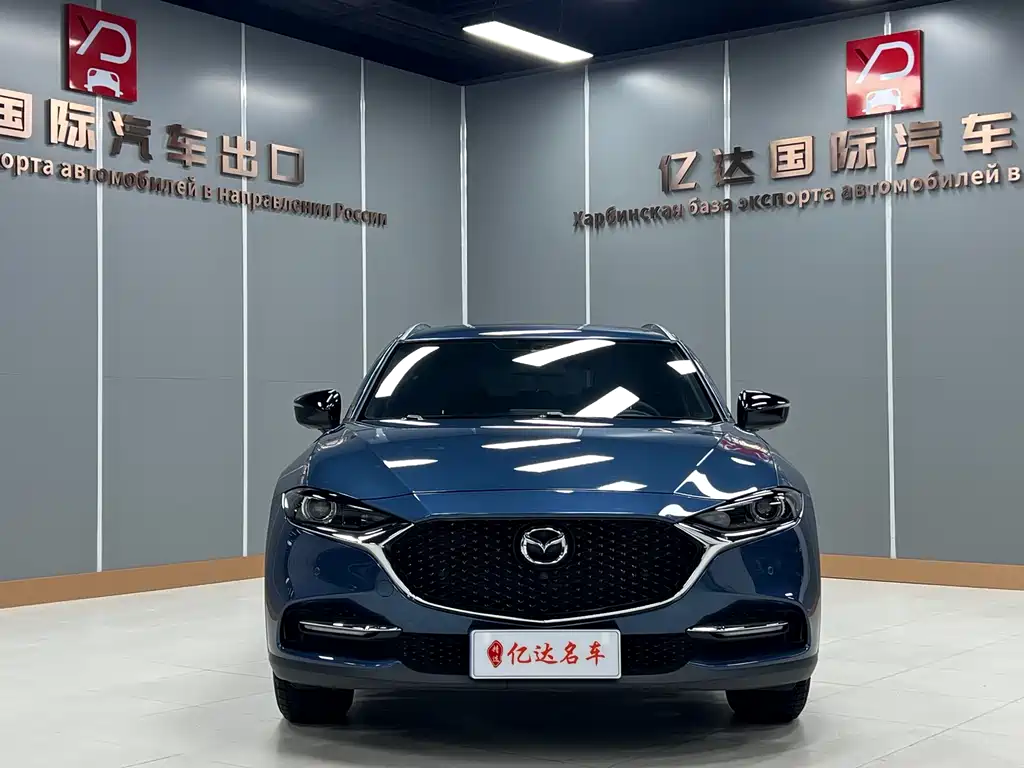 Mazda CX-4 2020 2.0L automatic two-wheel drive Blue Sky Premium Edition купить на сайте DeffCars