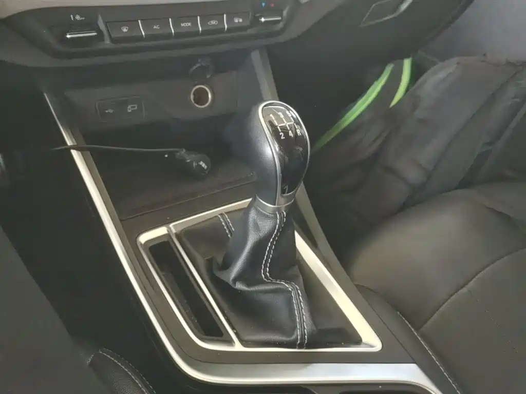 Vision X3 2020 1.5L Manual Elite купить на сайте DeffCars