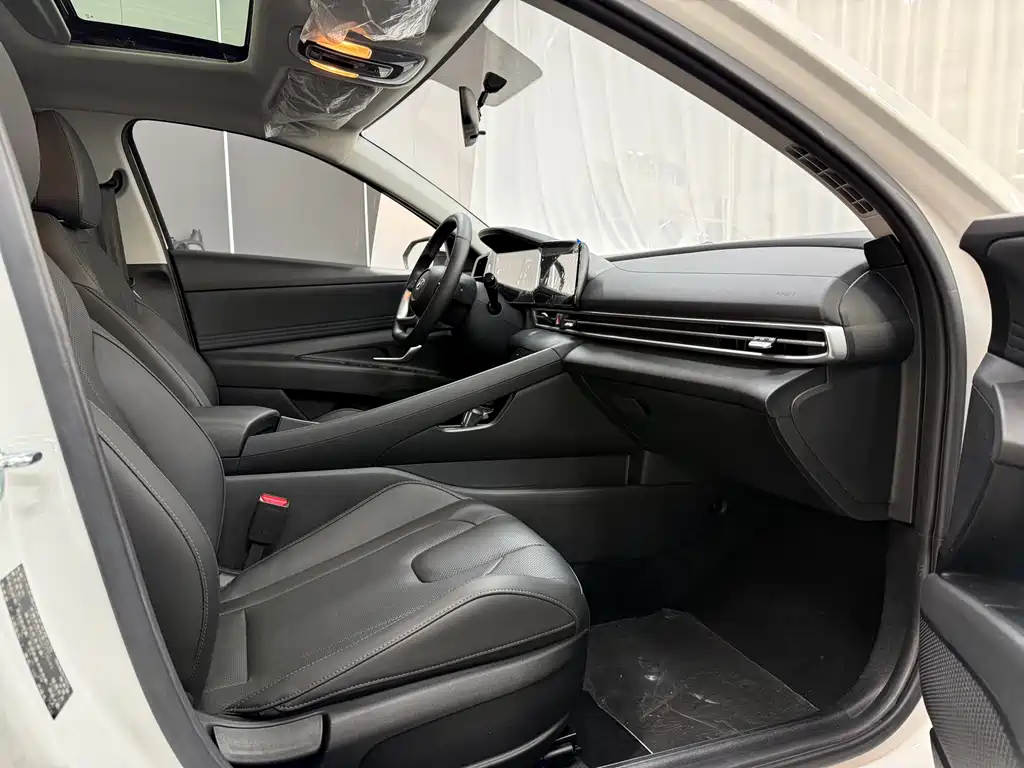 Elantra 2022 1.5L CVT GLX Elite Edition купить на сайте DeffCars