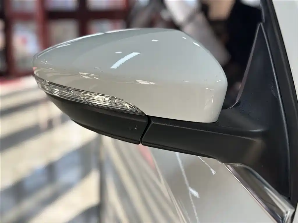 Sagitar 2018 180TSI DSG Premium Edition купить на сайте DeffCars