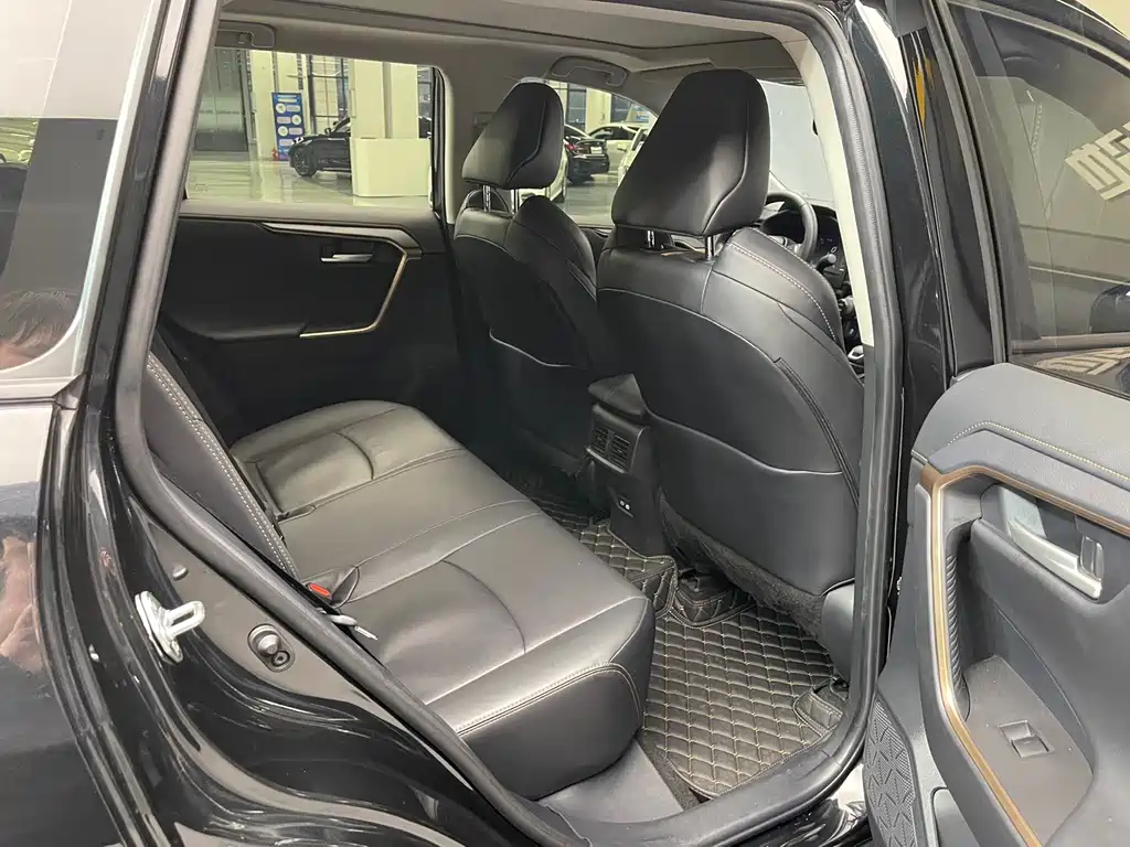 Wilanda 2024 2.0L CVT two-wheel drive luxury PLUS version купить на сайте DeffCars