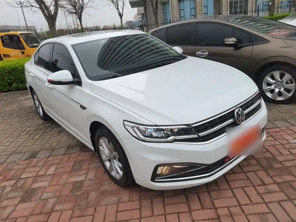 Bora 2020 1.5L automatic comfort model купить на сайте DeffCars
