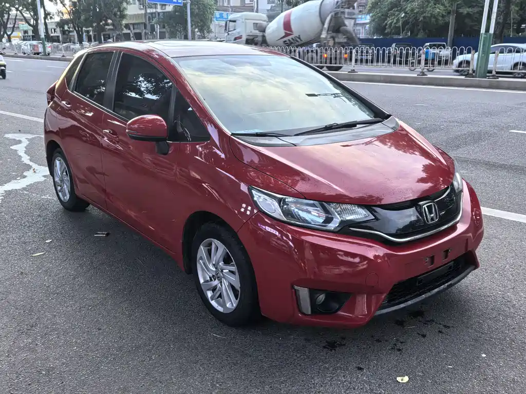 Fit 2014 1.5L EX CVT Elite купить на сайте DeffCars