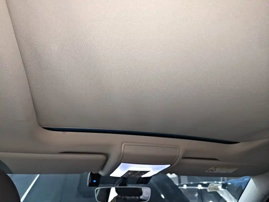 Touron 2019 330TSI 2WD Deluxe Edition National V купить на сайте DeffCars