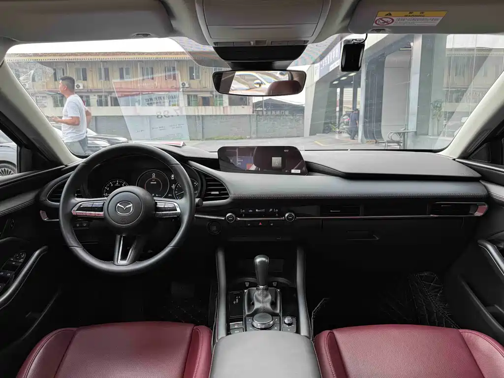 Mazda3 Angkesela 2023 2.0L Automatic Premium Edition купить на сайте DeffCars