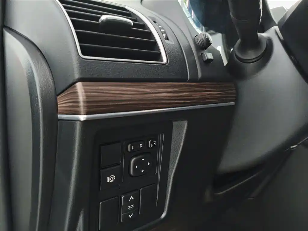 Prado 2019 3.5L automatic TX-L exclusive version with rear mounted spare tire купить на сайте DeffCars