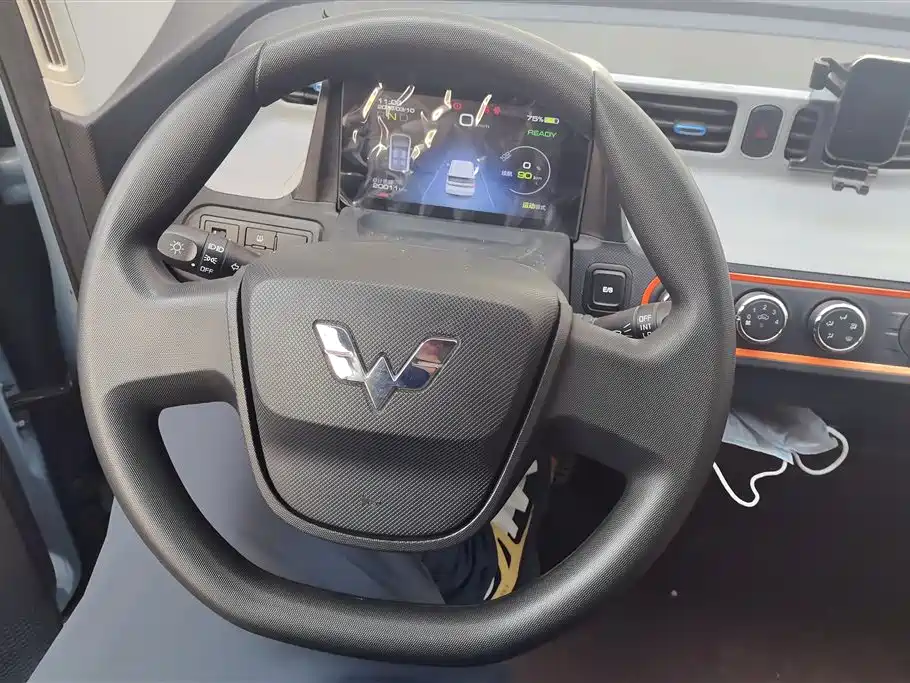 Hongguang MINIEV 2022 Relaxed Lithium Iron Phosphate купить на сайте DeffCars