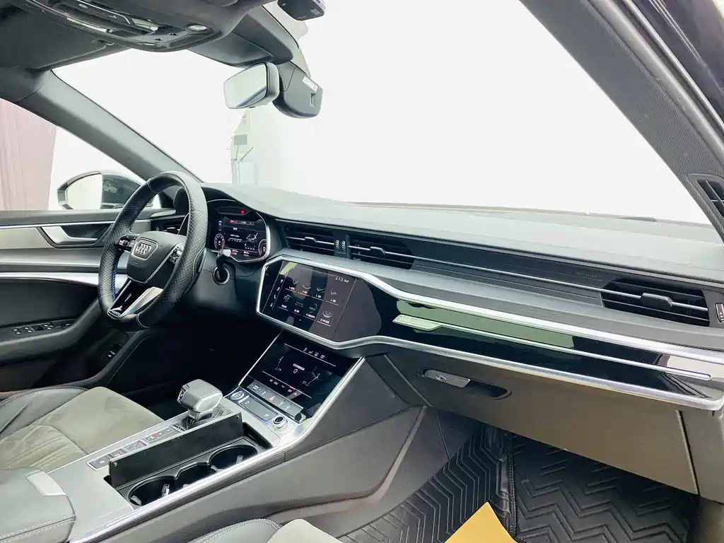 Audi A6L 2020 45 TFSI Premium Dynamic Model купить на сайте DeffCars