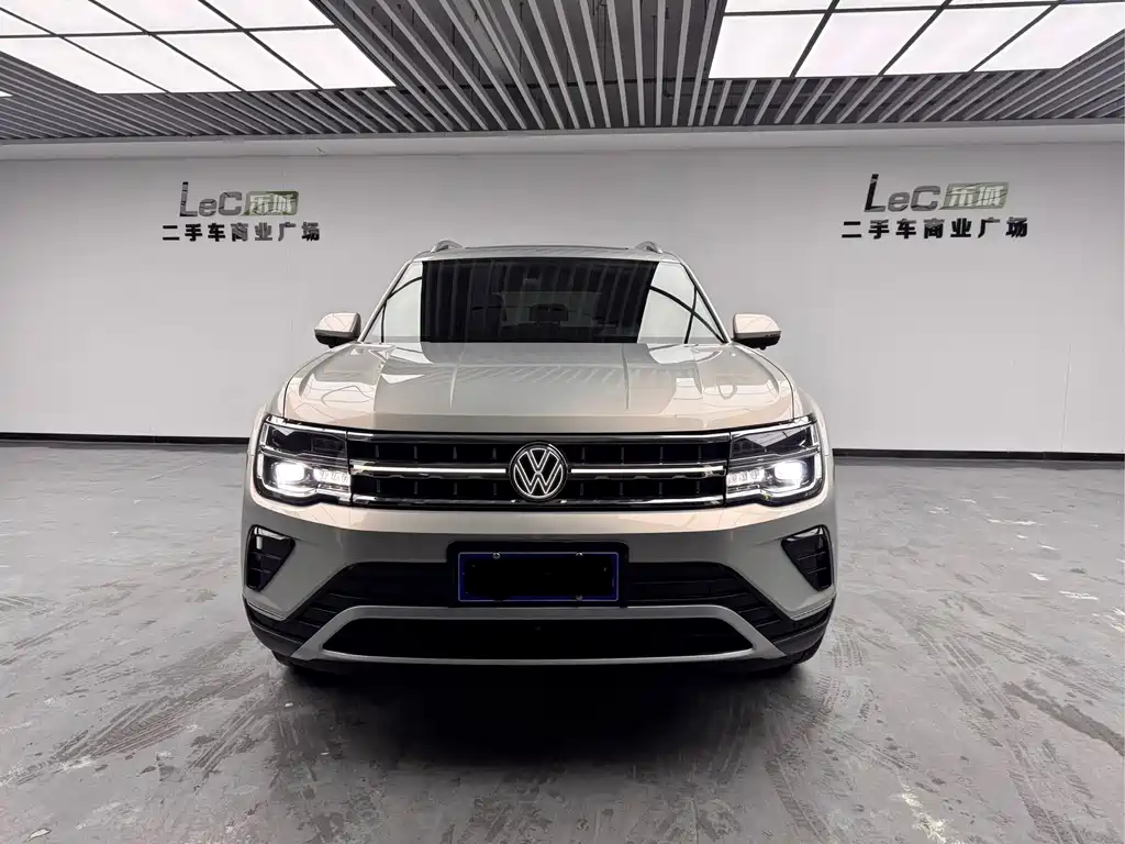 Touron 2021 380TSI four-wheel drive luxury version купить на сайте DeffCars