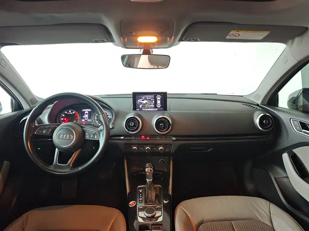 Audi A3 2018 30th Anniversary Limousine 35 TFSI Fashion купить на сайте DeffCars