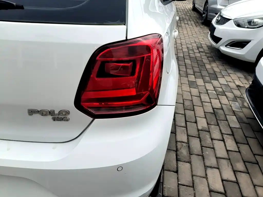 Polo 2018 1.5L automatic safety model купить на сайте DeffCars