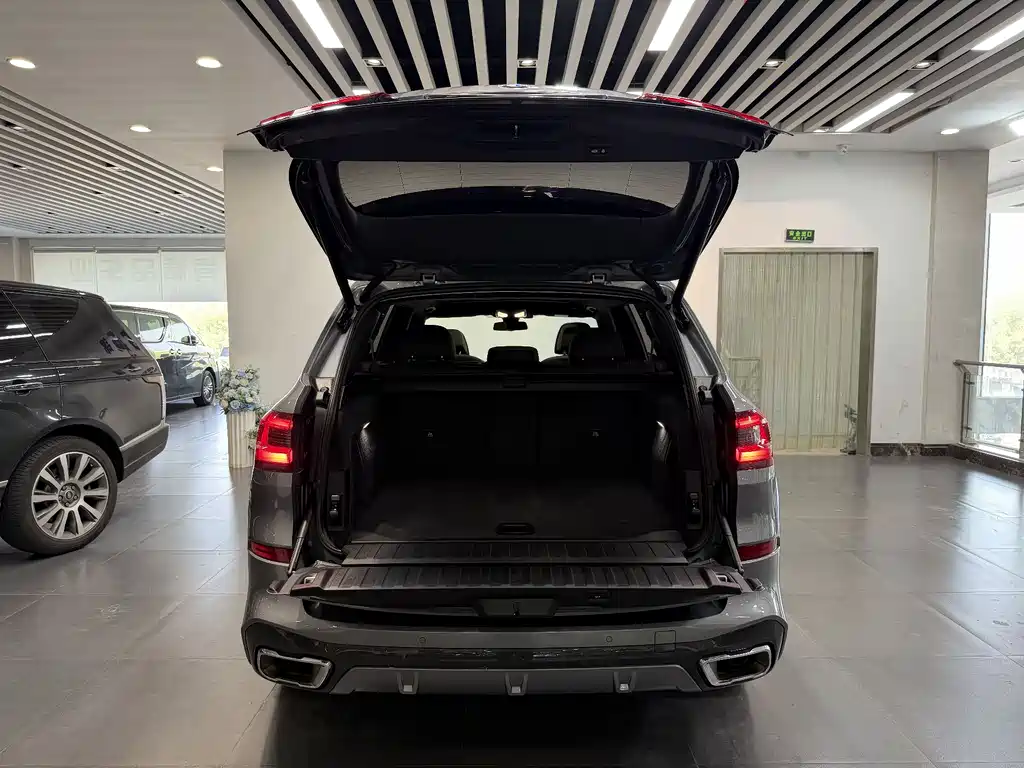 BMW X5 2022 xDrive 40Li M Sports Package купить на сайте DeffCars