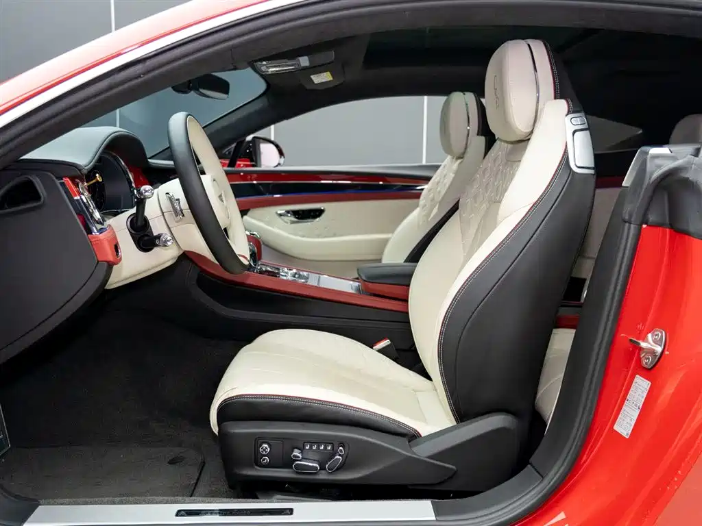 Continental 2022 4.0T GT V8 Mulliner купить на сайте DeffCars