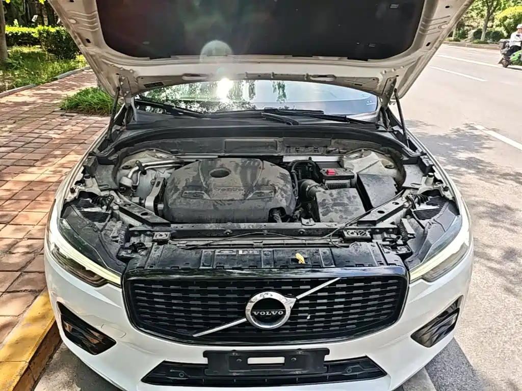 Volvo XC60 2021 T5 four-wheel drive Zhiyuan Sport Edition купить на сайте DeffCars