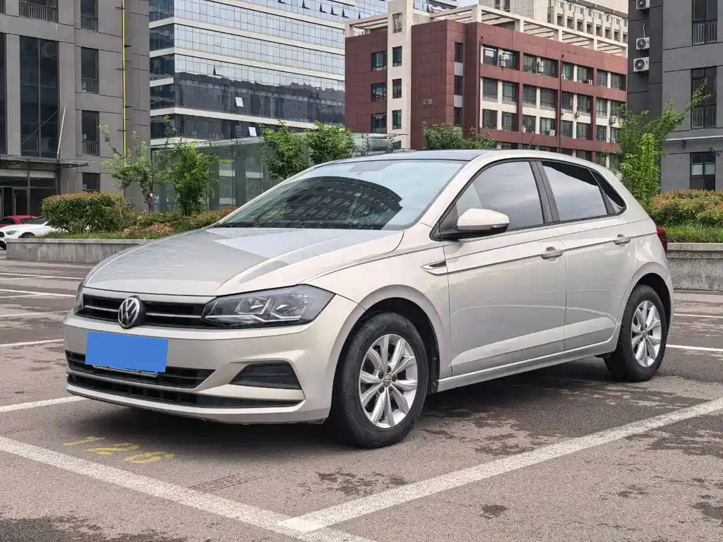 Polo 2021 Plus 1.5L Automatic Panoramic Enjoyment Edition купить на сайте DeffCars