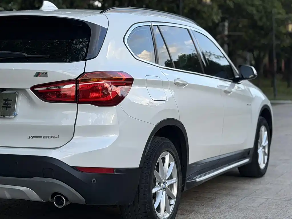 BMW X1 2018 sDrive18Li Fashion Model купить на сайте DeffCars