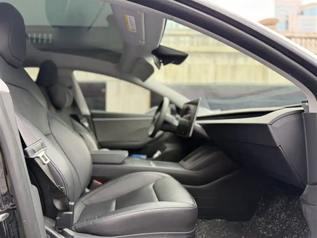 Model 3 2023 rear-wheel drive version купить на сайте DeffCars