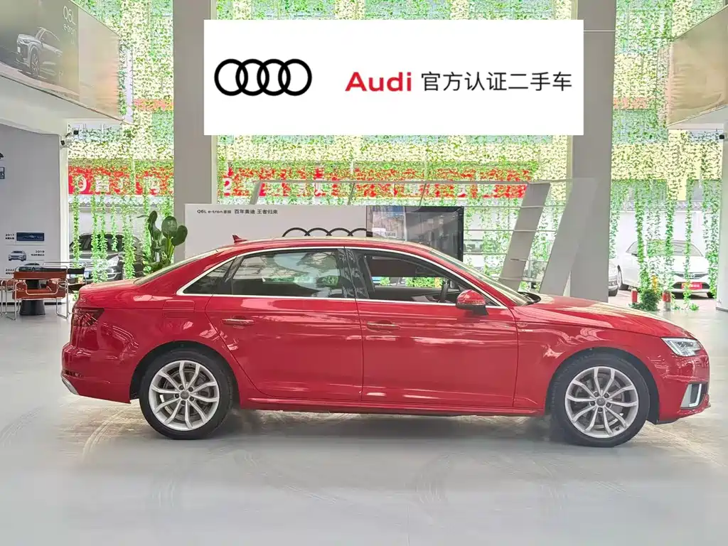 Audi A4L 2019 40 TFSI Fashion Type National VI купить на сайте DeffCars