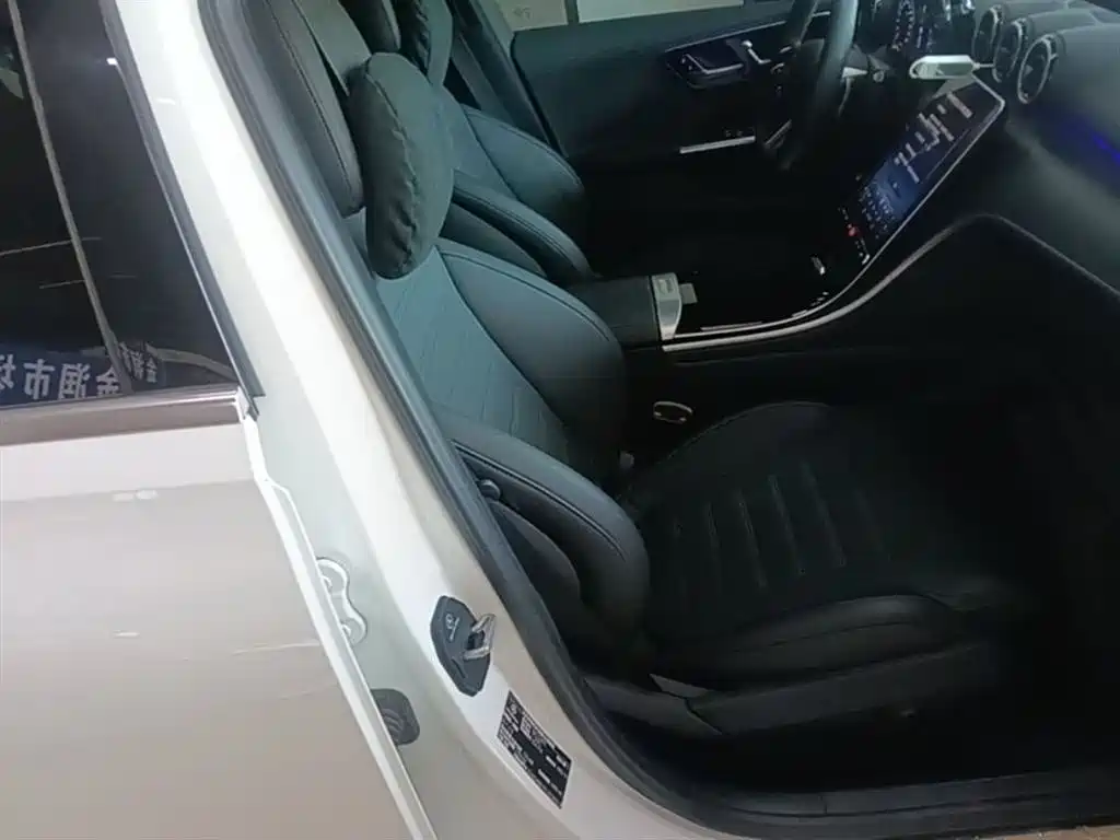 Mercedes-Benz C-Class 2024 C 200 L Sports Edition купить на сайте DeffCars