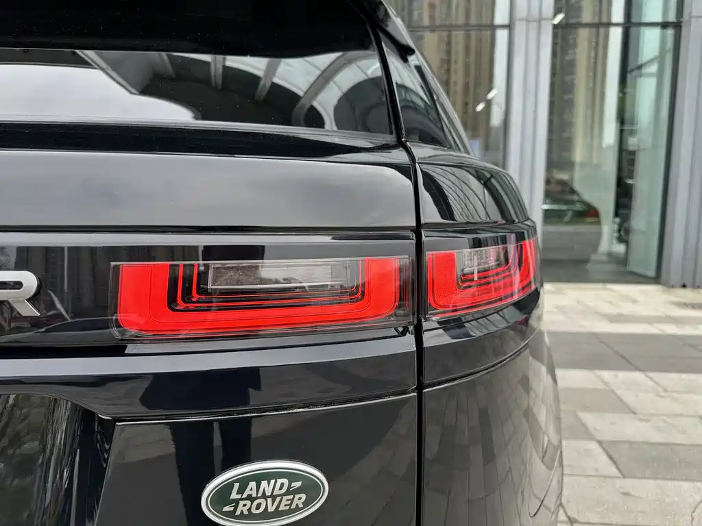 Range Rover Velar 2018 P380 R-DYNAMIC SE купить на сайте DeffCars