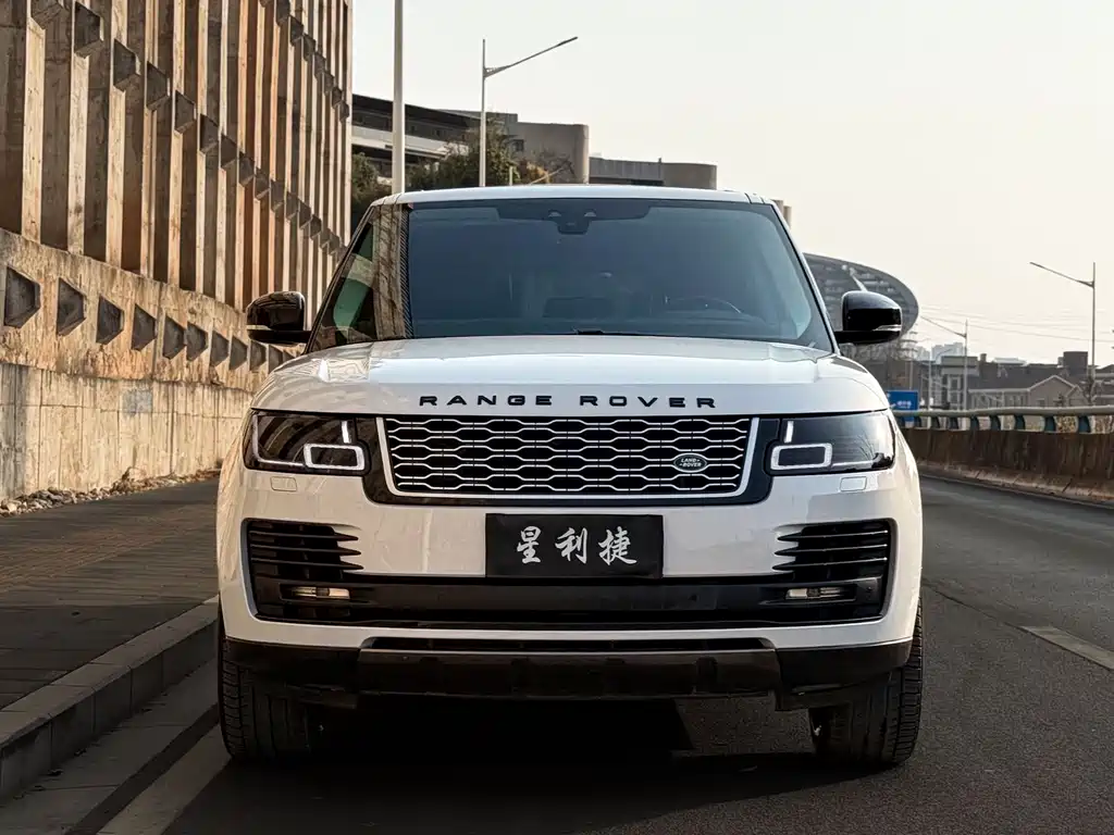 Range Rover 2017 3.0 SC V6 Vogue SE Genesis Extended Edition купить на сайте DeffCars