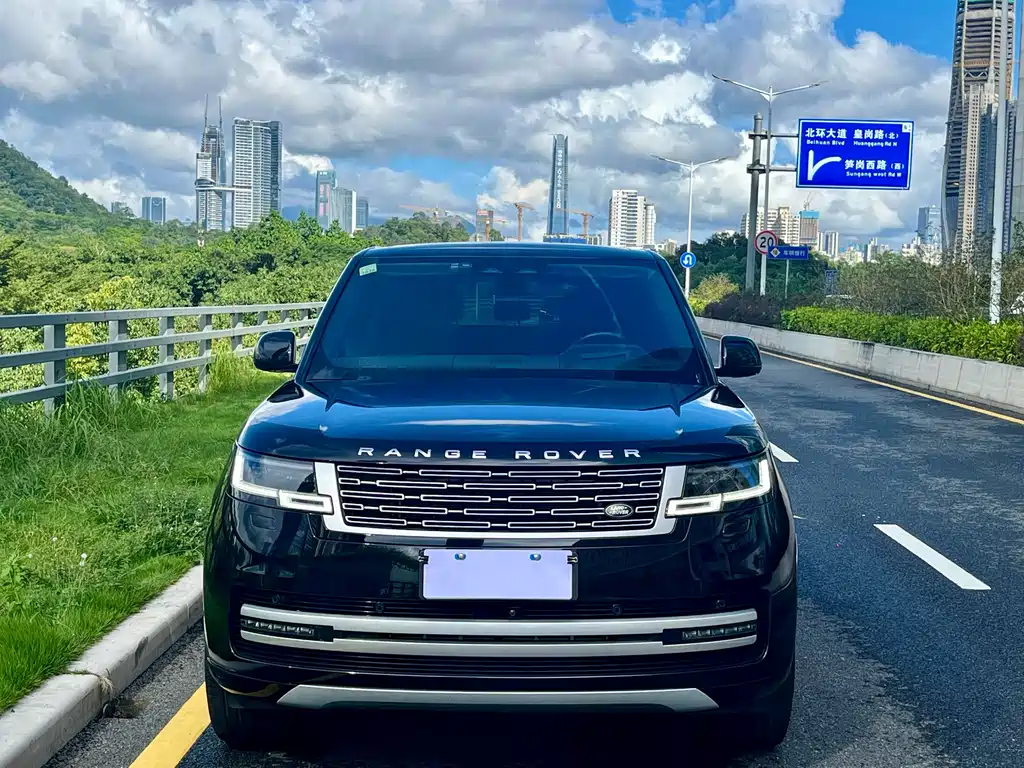 Range Rover 2023 3.0 L6 400PS Genesis Extended Edition купить на сайте DeffCars