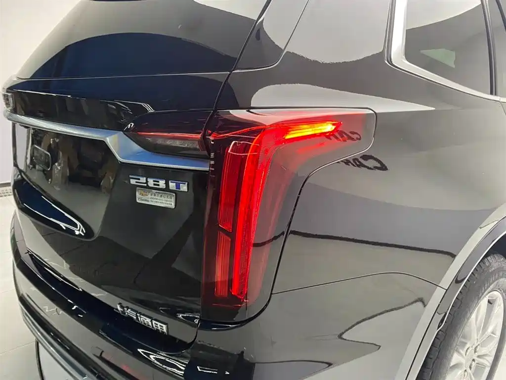 Cadillac XT6 2021 2.0T seven-seat four-wheel drive stylish model купить на сайте DeffCars