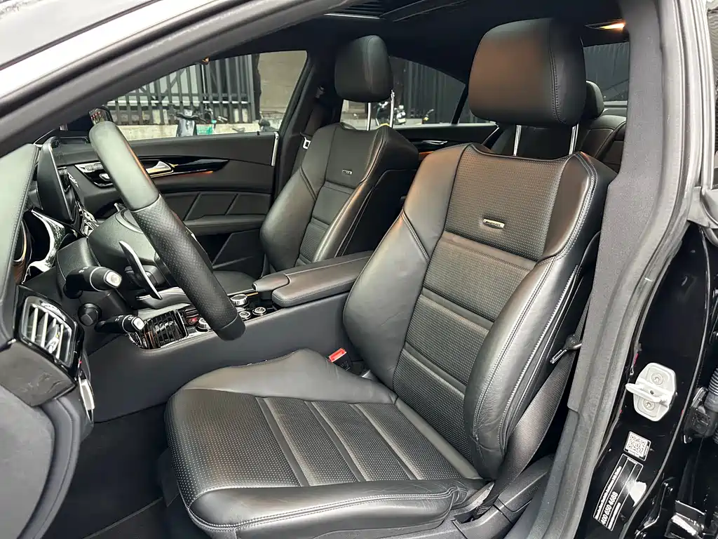 Mercedes-Benz CLS AMG 2015 AMG CLS 63 4MATIC купить на сайте DeffCars
