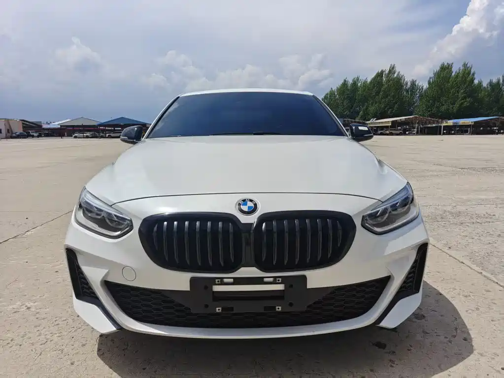 BMW 1 Series 2021 facelift 120i M Sports Night Edition купить на сайте DeffCars