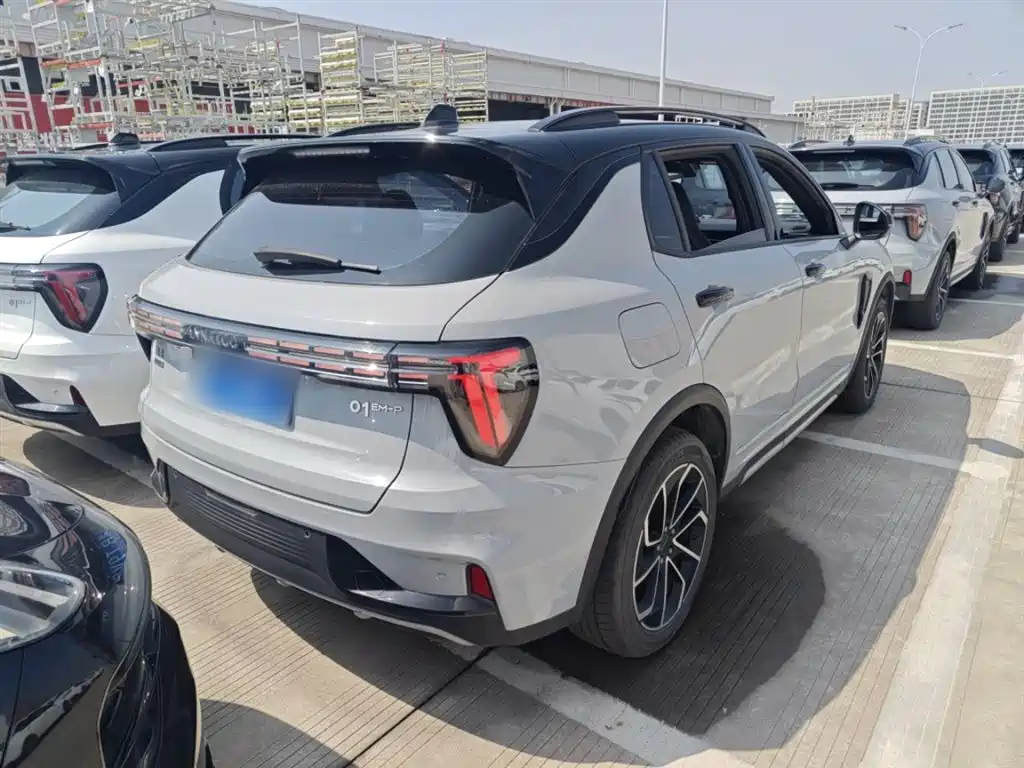 Lynk & Co 01 2023 1.5TD EM-F PM купить на сайте DeffCars
