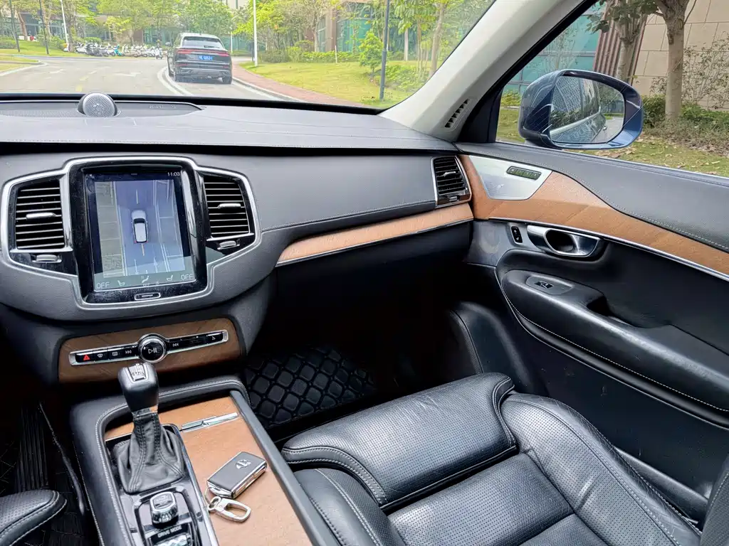 Volvo XC90 2018 T6 Zhizun Edition 7 seats купить на сайте DeffCars