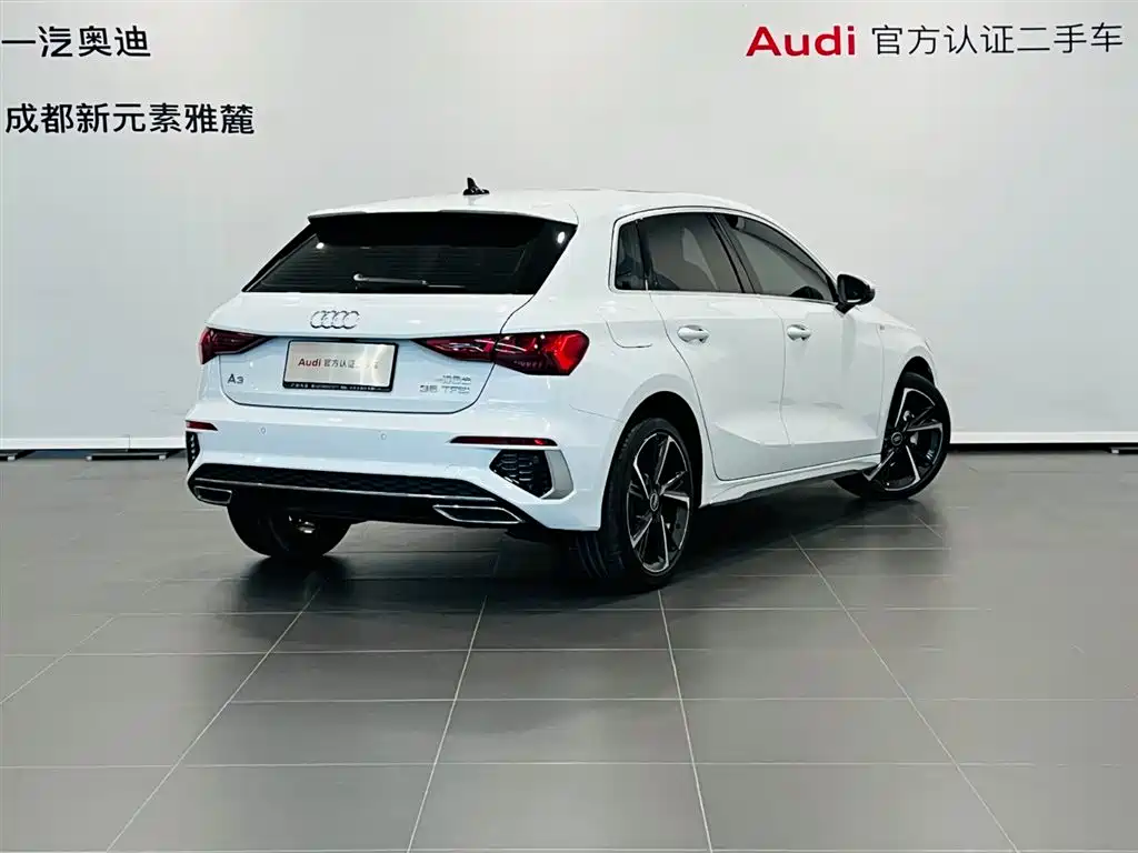 Audi A3 2024 Sportback 35 TFSI stylish and sporty купить на сайте DeffCars