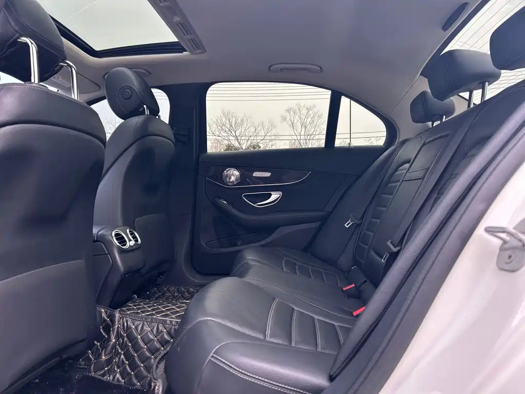 Mercedes-Benz C-Class 2016 C 180 L Sports купить на сайте DeffCars