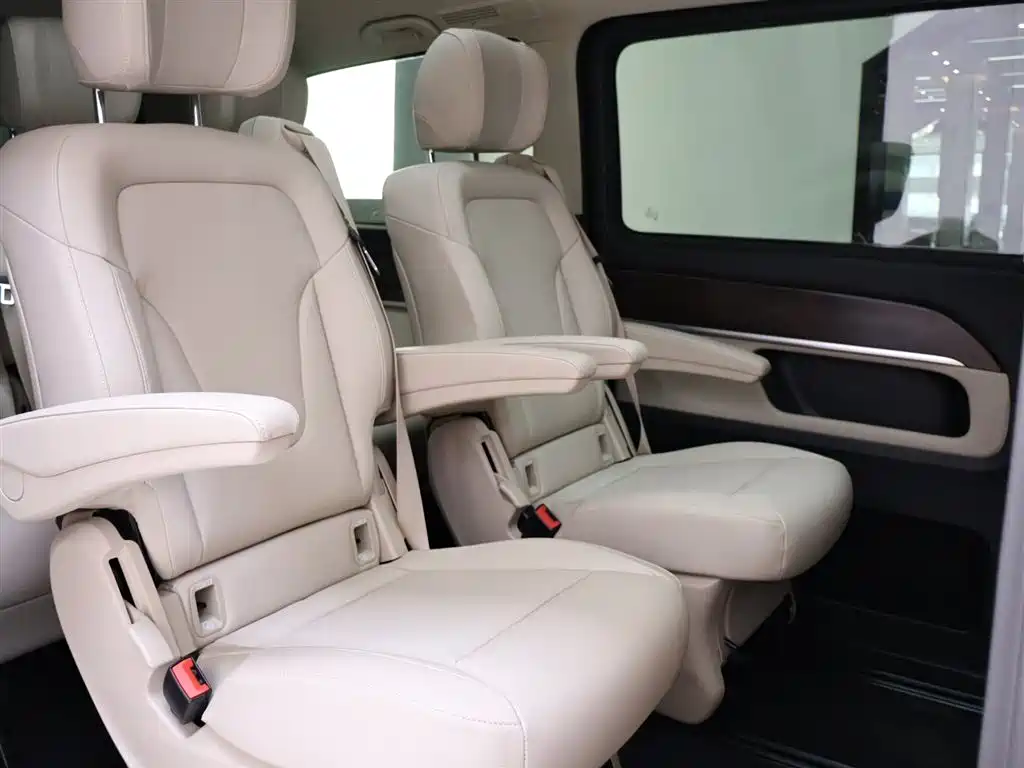Mercedes-Benz V-Class 2022 V 260 Pilot Edition купить на сайте DeffCars