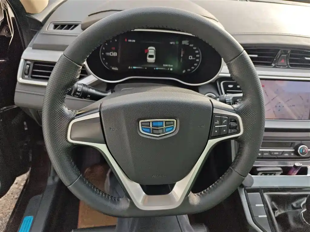 Emgrand 2018 1.5L manual upward Internet version купить на сайте DeffCars
