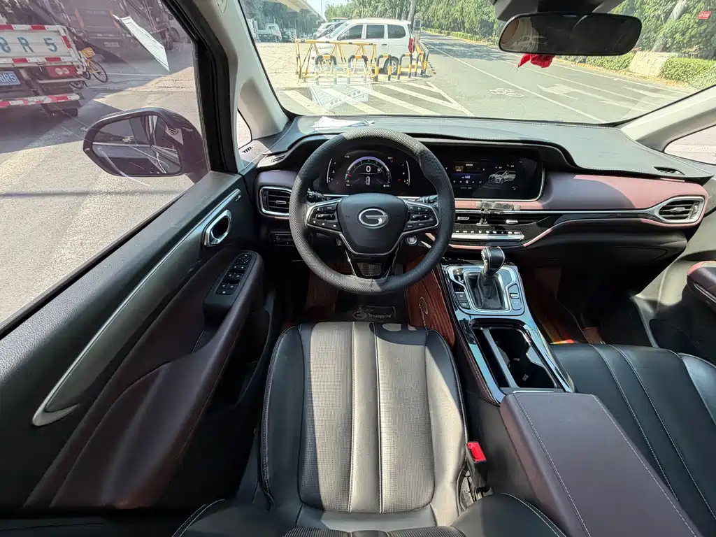 Trumpchi M6 2023 PRO 270T DCT Deluxe Edition купить на сайте DeffCars