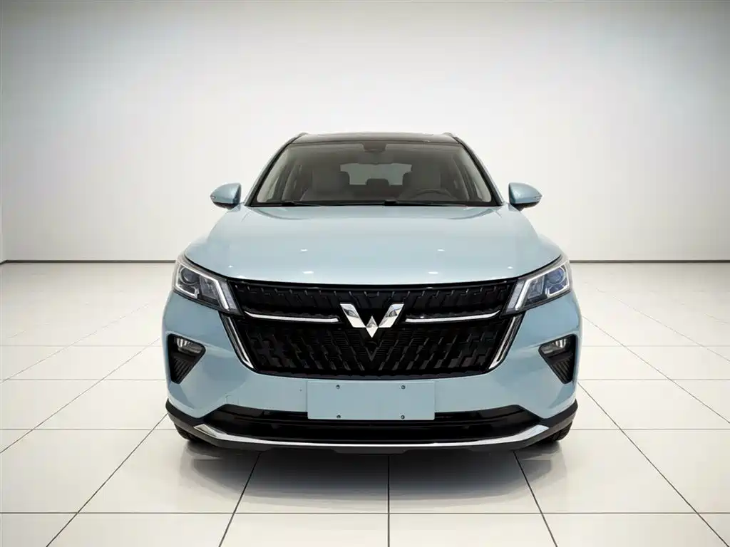Wuling Xingchen 2021 1.5T manual starlight version купить на сайте DeffCars
